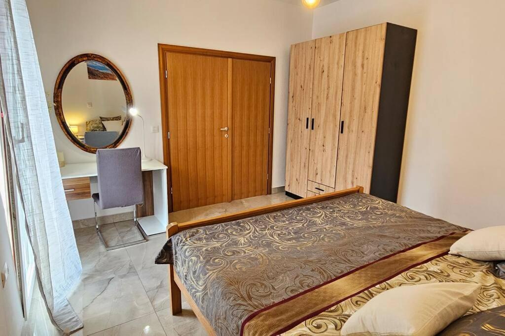 Apartmani Mira 자다르 외부 사진