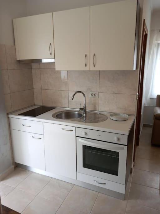 Apartmani Mira 자다르 외부 사진